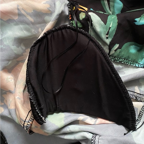 ZARA BLACK FLORAL PRINT BODYSUIT WITH LAPEL COLLAR  SATIN BLOUSE WOMENS SIZE S - Picture 10 of 12